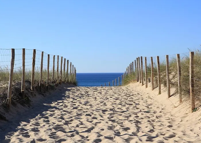 מלון דירות Hotel L'Oceane 2*