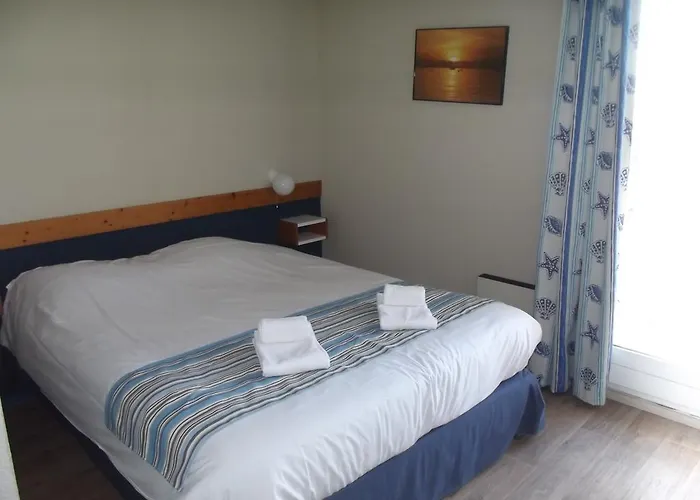 Hotel L'Oceane 2* אנדרנוס-לה-באינס